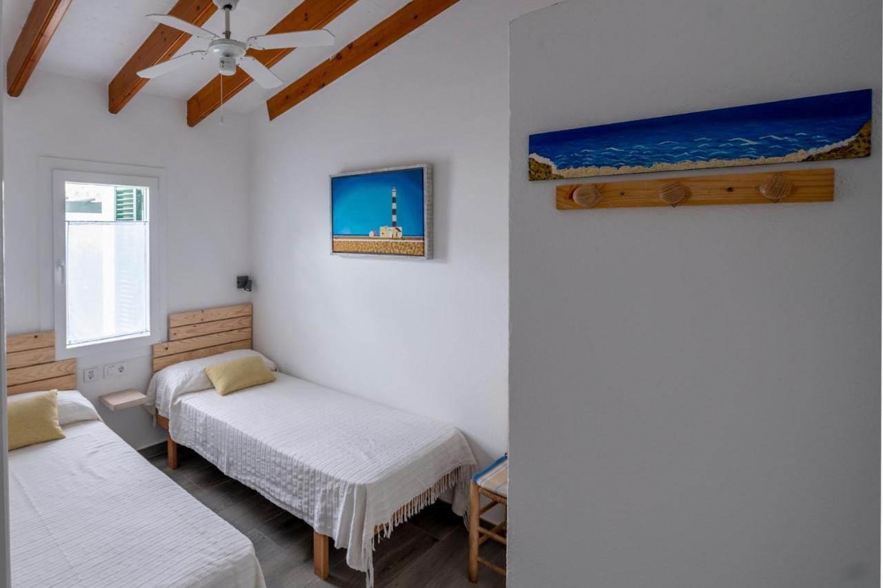 Apartamento Con Piscina Y Playa Son Xoriguer Ngoại thất bức ảnh