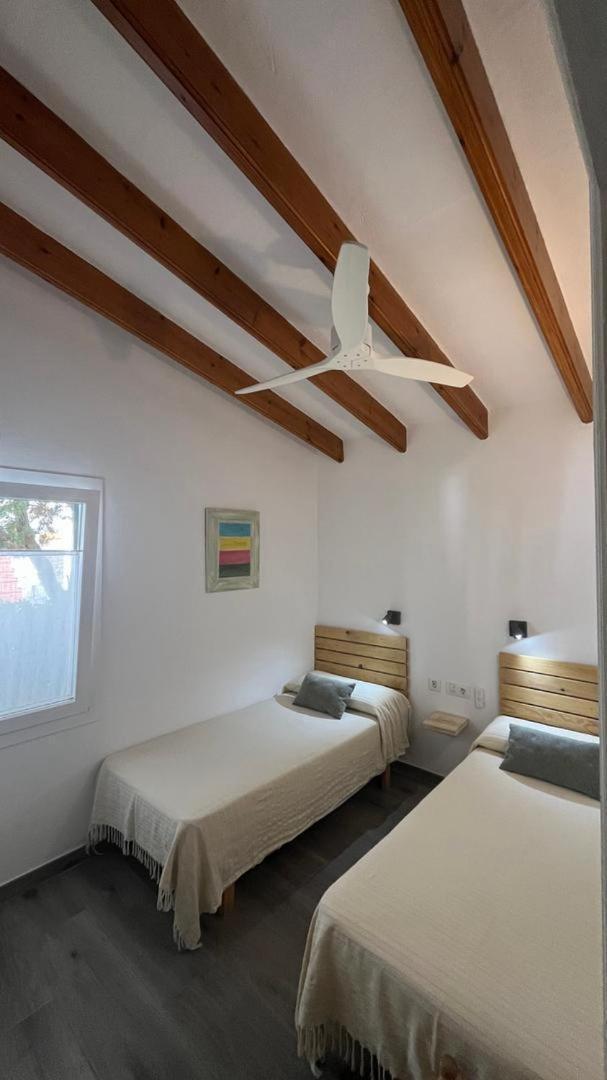 Apartamento Con Piscina Y Playa Son Xoriguer Ngoại thất bức ảnh